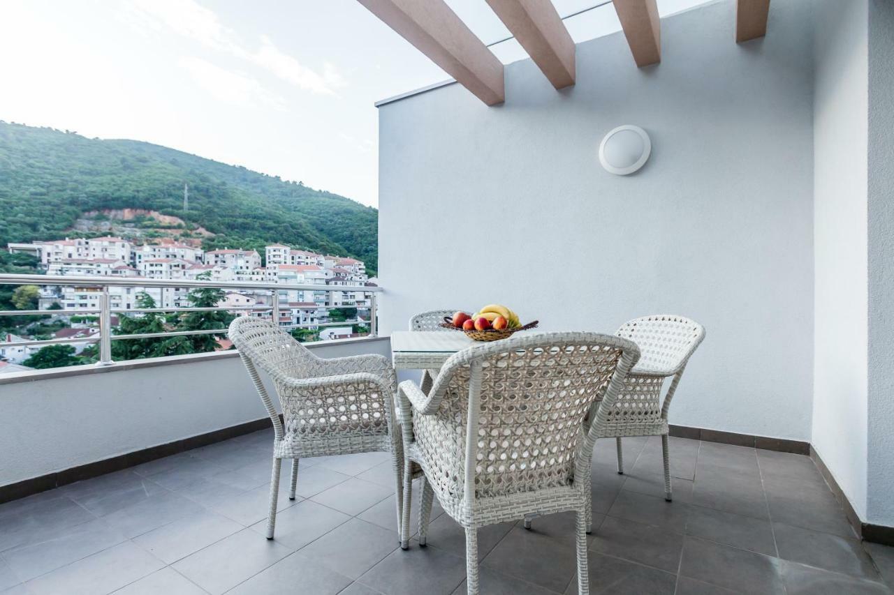Adriatik Lux Apartments Будва Экстерьер фото